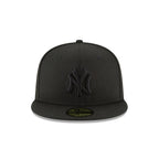 New York Yankees Blackout Basic 59FIFTY Fitted Hat